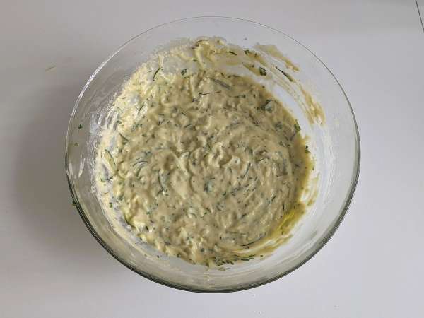 Muffin cukini dalam penggorengan udara: resep yang ringan dan lembut - Persiapan langkah 4