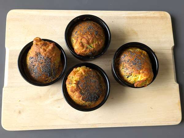 Muffin cukini dalam penggorengan udara: resep yang ringan dan lembut - Persiapan langkah 7