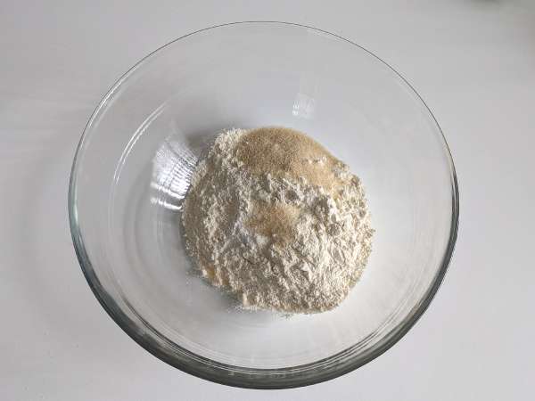 Pancake vegan lembut dengan telur rami: resep mudah dan bebas telur - Persiapan langkah 3