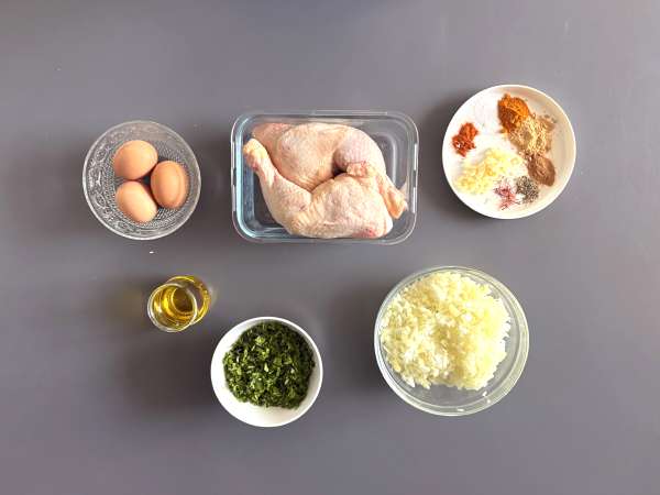 Kue tradisional Maroko dengan adonan batu bata, ayam, dan rempah-rempah - Persiapan langkah 1