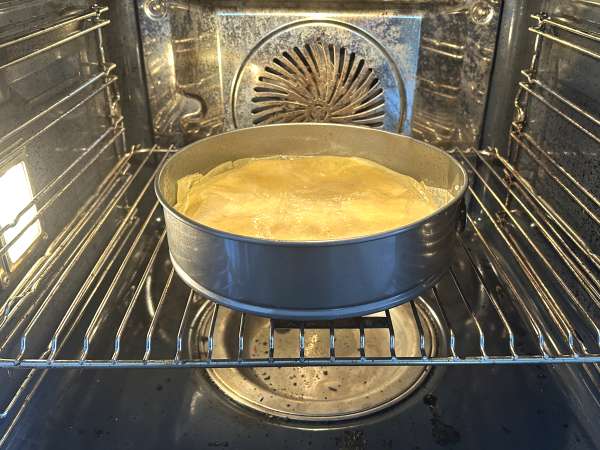 Kue tradisional Maroko dengan adonan batu bata, ayam, dan rempah-rempah - Persiapan langkah 15