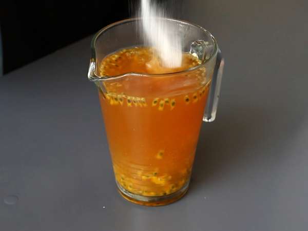 Es teh markisa, minuman yang sempurna untuk musim panas! - Persiapan langkah 3