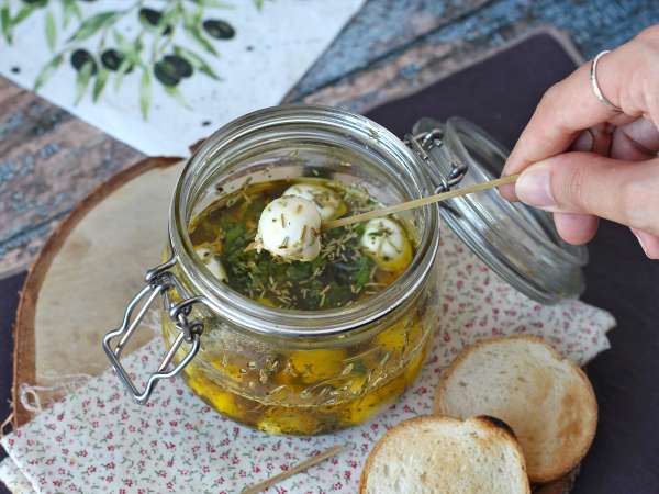 Bola-bola mozzarella yang diasinkan untuk minuman beralkohol atau salad! - Persiapan langkah 6