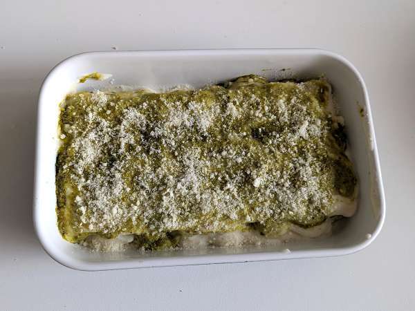 Pesto cannelloni au gratin yang creamy: resep yang mudah dan lezat - Persiapan langkah 8
