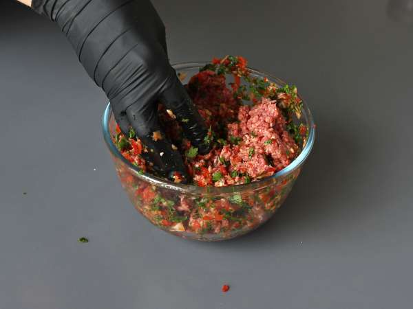 Tusuk sate kebab lavash dengan tortilla, mudah dimasak di dalam airfryer! - Persiapan langkah 3