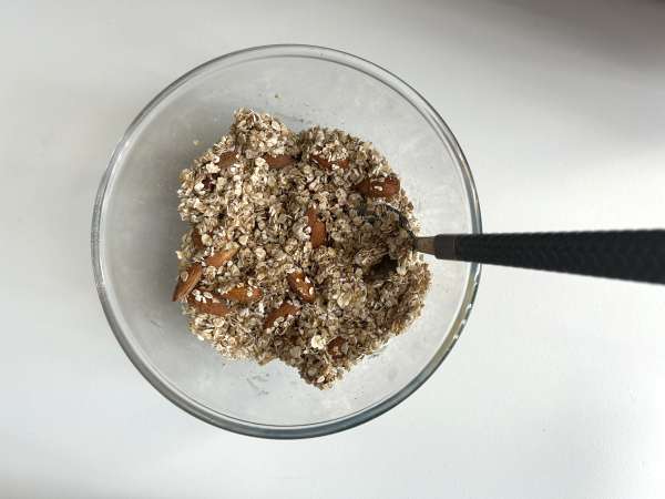 Granola ekspres dengan airfryer, untuk membuat sarapan Anda lebih renyah - Persiapan langkah 3