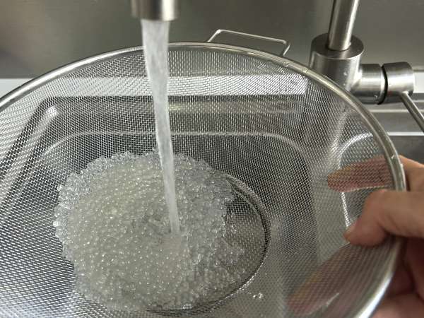 Mangga sagu, hidangan penutup Asia dengan tapioka dan mangga yang menaklukkan dengan kesederhanaannya. - Persiapan langkah 6