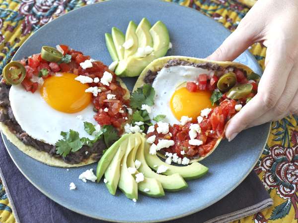 Huevos rancheros: resep Meksiko yang ikonik dan lezat - Persiapan langkah 11