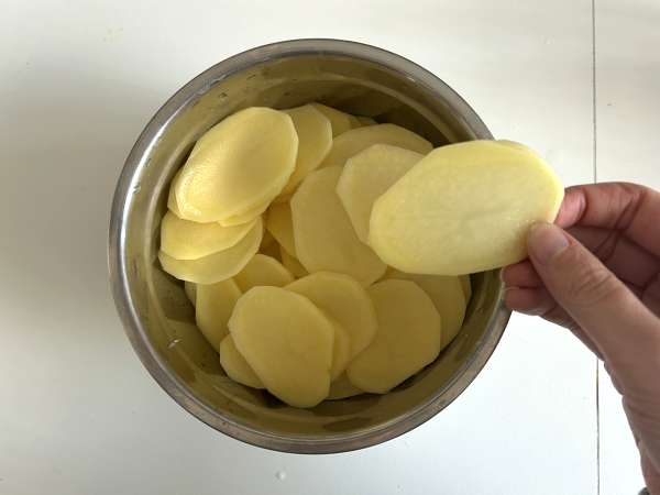 Gratin kentang dengan jamur - Persiapan langkah 7