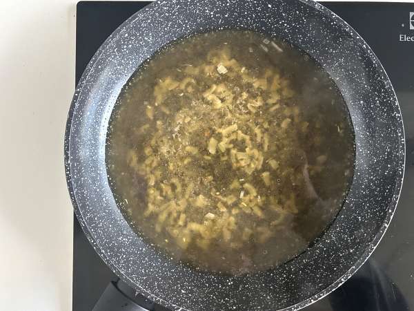 Saus lada buatan sendiri: lembut, harum, dan sangat mudah! - Persiapan langkah 4