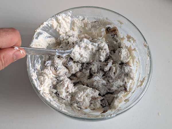 Crespelle ricotta dan jamur: resep vegetarian krim yang sempurna untuk setiap kesempatan - Persiapan langkah 4