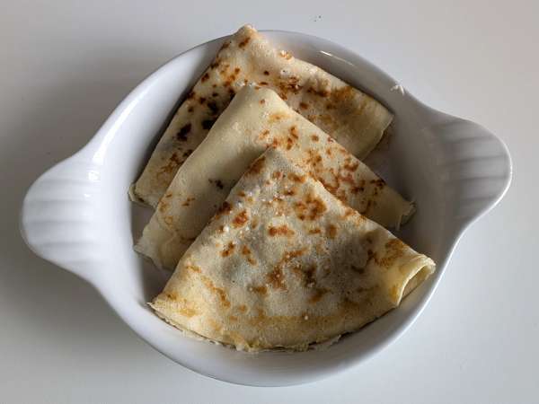 Crespelle ricotta dan jamur: resep vegetarian krim yang sempurna untuk setiap kesempatan - Persiapan langkah 11