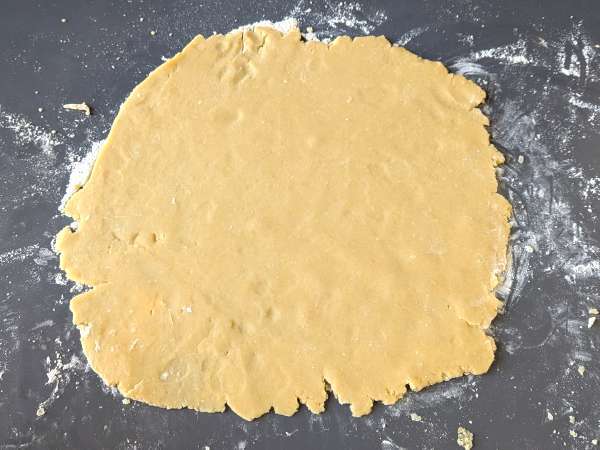 Kue tart Hari Valentine selai stroberi: suguhan buatan sendiri yang romantis - Persiapan langkah 3