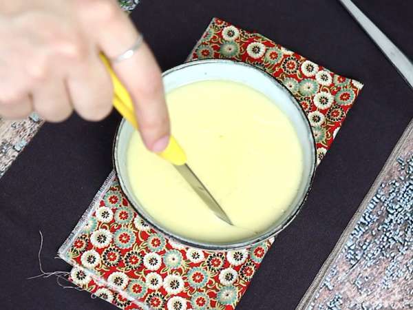 Telur kukus Cina: resep Cina untuk telur sutra kukus hanya dengan dua bahan! - Persiapan langkah 4