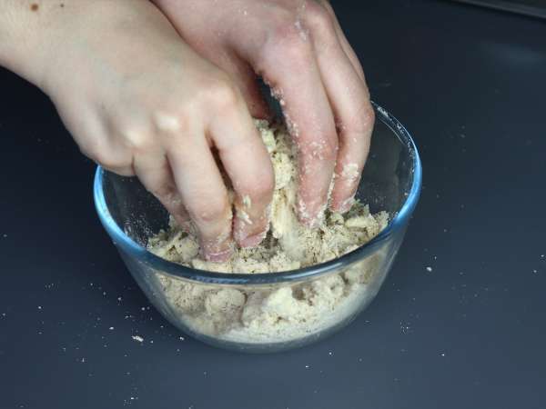 Ratatouille crumble, hidangan cepat dan mudah yang akan Anda sukai! - Persiapan langkah 2