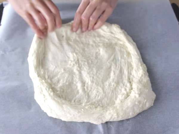 Pizza Margherita yang lembab - Persiapan langkah 7