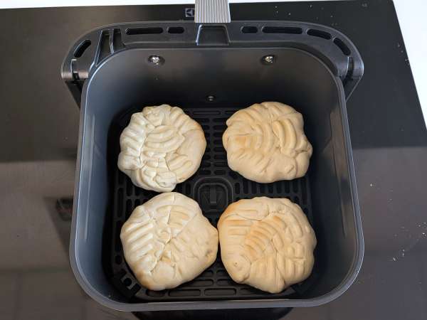 Roti burger penggorengan udara: cocok untuk makan malam yang cepat dan lezat - Persiapan langkah 9