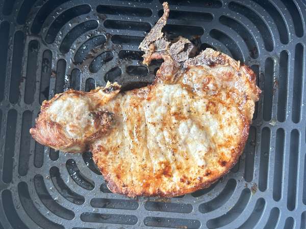 Bagaimana cara memasak potongan daging babi di dalam Airfryer? - Persiapan langkah 4