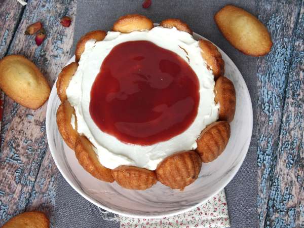 Charlotte buah merah dengan madeleine - Persiapan langkah 9