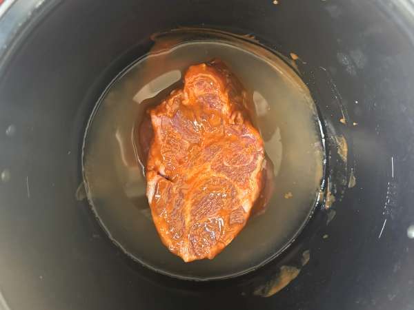 Daging babi yang ditarik di dalam Cookeo - Persiapan langkah 3