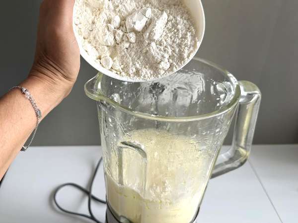 Adonan kue gurih dalam blender: cepat, mudah, dan sangat lembap - Persiapan langkah 4