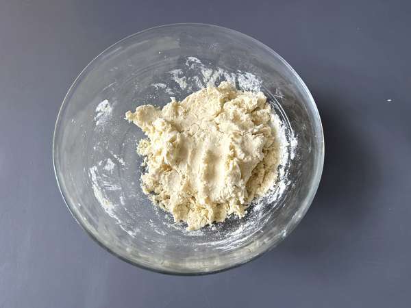 Strawberry shortcake, kue krim stroberi khas Amerika yang tidak pernah gagal - Persiapan langkah 3