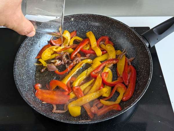 Pasta Paprika dan Mint: Lembut dan Harum - Persiapan langkah 3