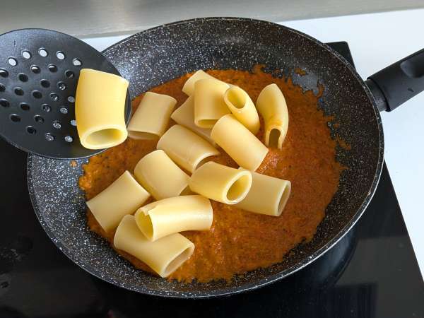 Pasta Paprika dan Mint: Lembut dan Harum - Persiapan langkah 7