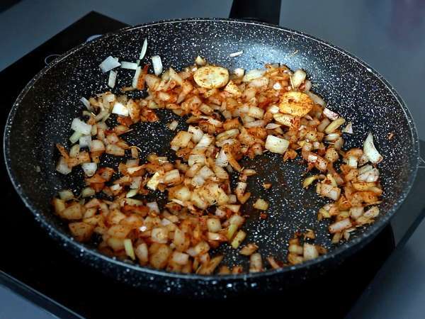 Pasta Orzo dengan Tomat dan Udang ala Risotto - Persiapan langkah 3