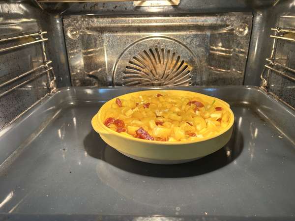Orzo dalam satu panci dengan paprika, chorizo, dan bayam - Persiapan langkah 5