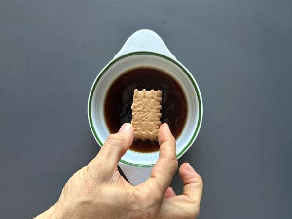 Tiramisu dengan tahu sutra tanpa mascarpone dan tanpa telur - Persiapan langkah 3