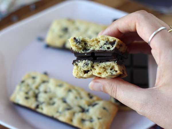 Kue cokelat berbentuk tablet, lembut sekaligus renyah - Persiapan langkah 9