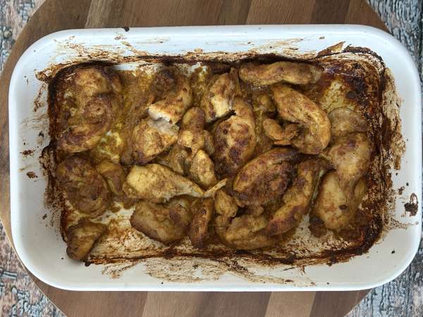 Shawarma ayam dengan Air Fryer, roti pita, dan saus tahini - Persiapan langkah 6
