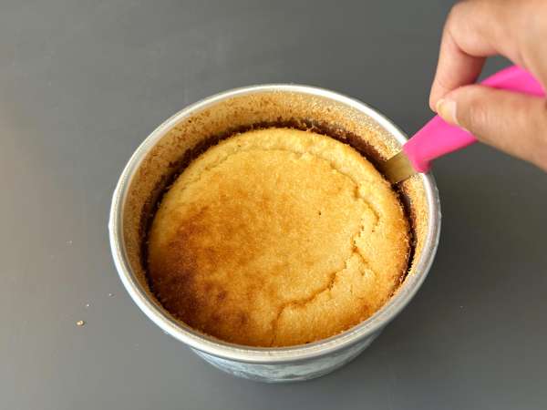Kue flan kelapa dan susu kental manis, mudah dibuat dan lembut di mulut - Persiapan langkah 6
