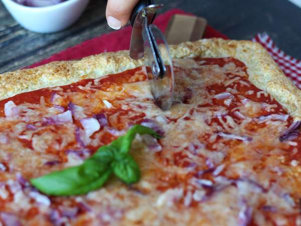 Pizza dengan keju cottage - Persiapan langkah 7