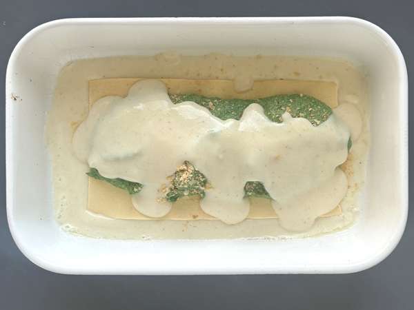 Lasagna vegetarian dengan bayam dan tahu, dimasak dengan Air Fryer - Persiapan langkah 7
