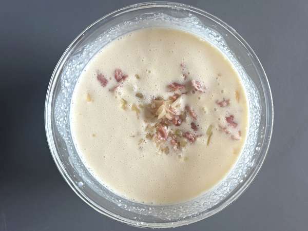 Quiche Tanpa Kulit dengan Brokoli, Pancetta, dan Keju Cottage - Persiapan langkah 4