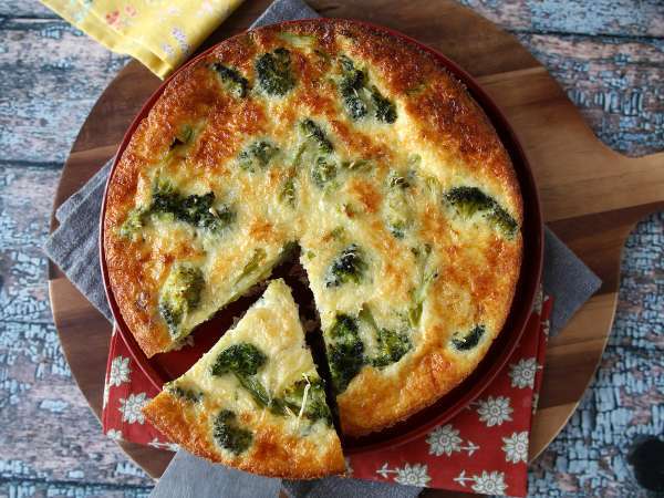 Quiche Tanpa Kulit dengan Brokoli, Pancetta, dan Keju Cottage - Persiapan langkah 7