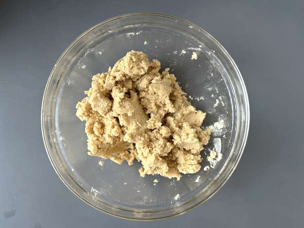 Kue apel yang sangat lembut dengan taburan streusel yang renyah - Persiapan langkah 1