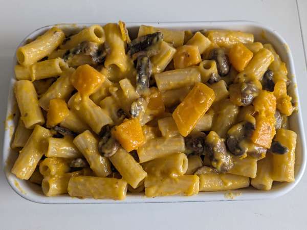 Pasta panggang dengan labu, jamur, dan saus bechamel - Persiapan langkah 8