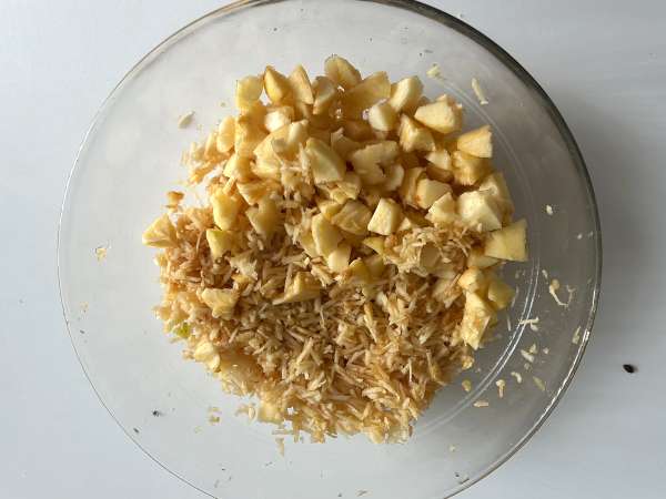Szarlotka: pai apel Polandia dengan topping renyah - Persiapan langkah 7