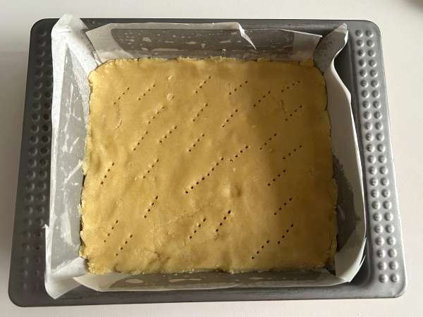 Szarlotka: pai apel Polandia dengan topping renyah - Persiapan langkah 9