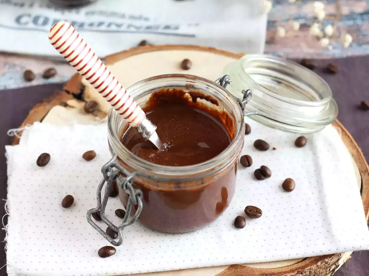 Akhirnya, olesan cokelat dan kacang hazel untuk para pencinta kopi! - foto 2