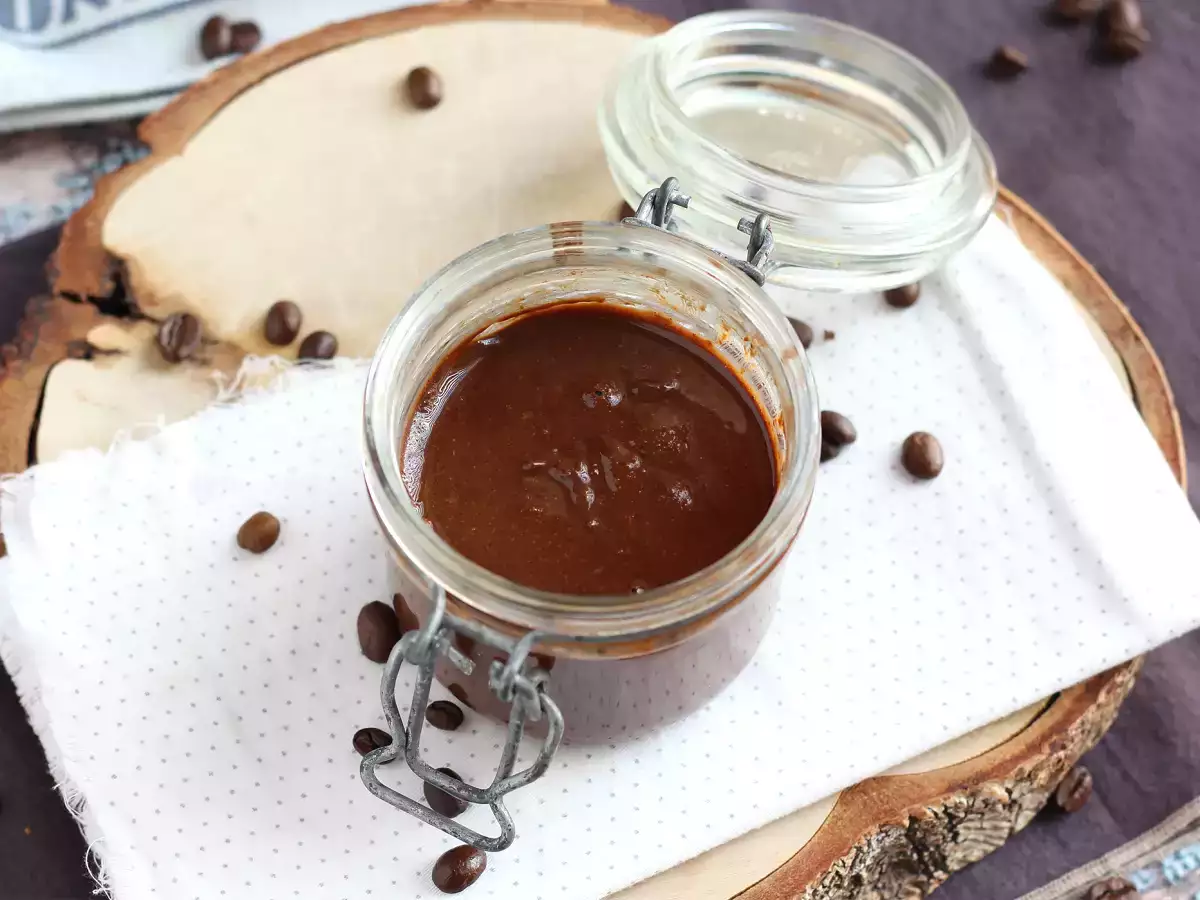 Akhirnya, olesan cokelat dan kacang hazel untuk para pencinta kopi! - foto 3