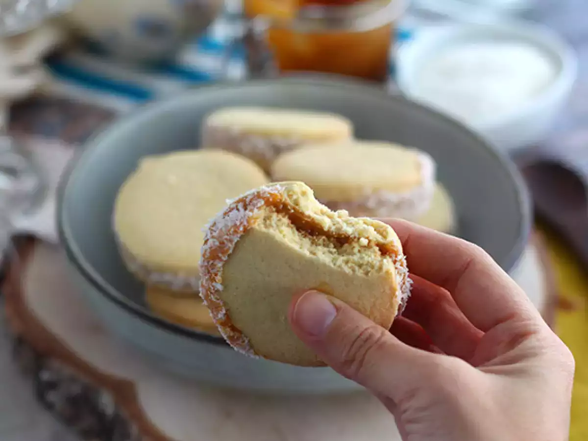 Alfajores - Roti pendek Argentina dengan selai susu dan kelapa - foto 2