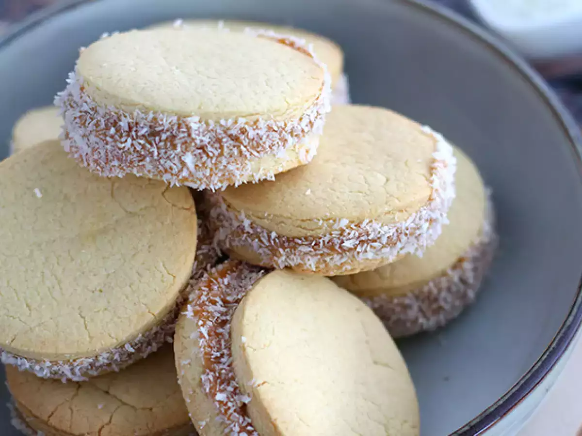 Alfajores - Roti pendek Argentina dengan selai susu dan kelapa - foto 3