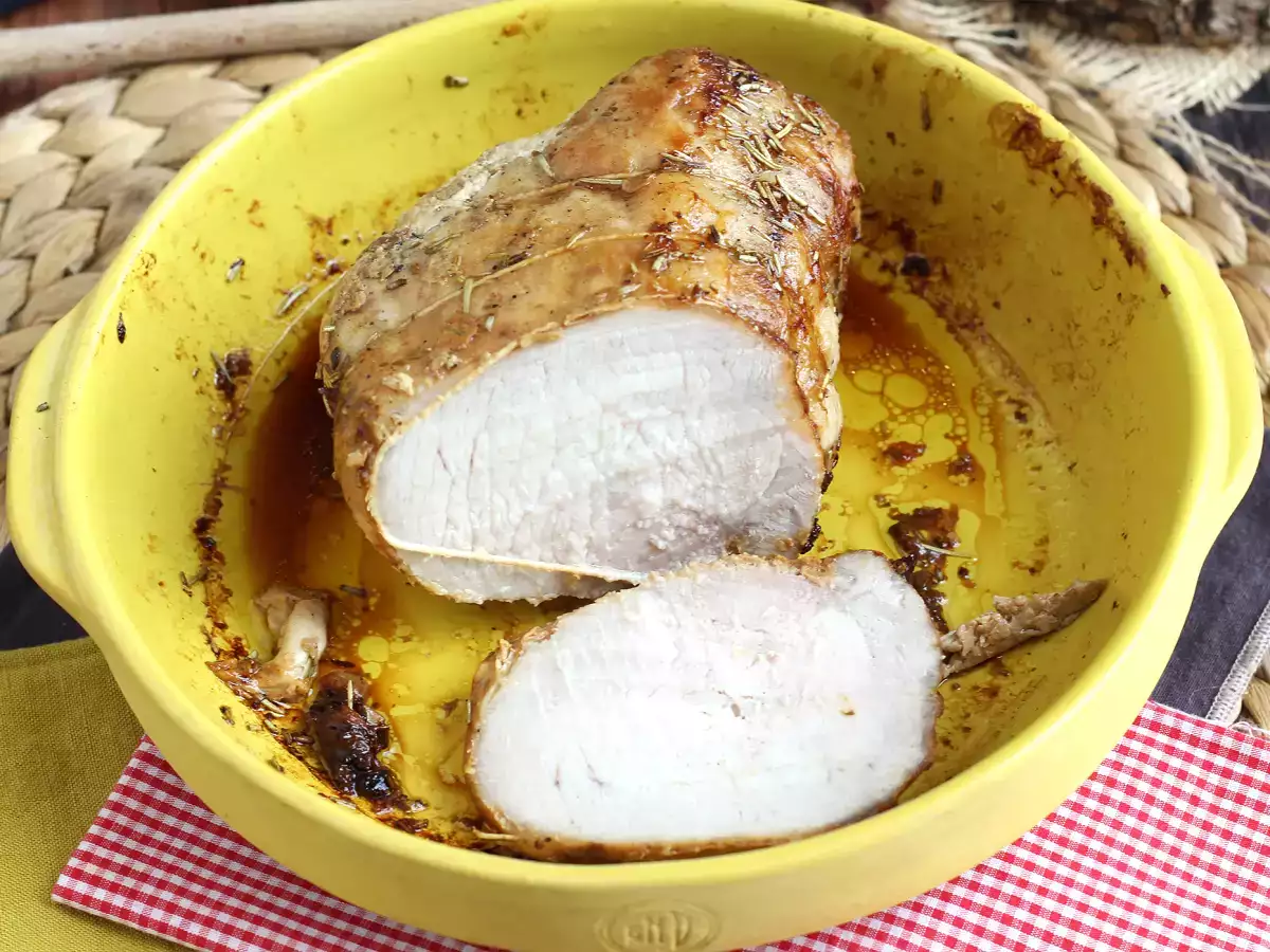 Bagaimana Anda memasak daging babi panggang di dalam oven? - foto 3