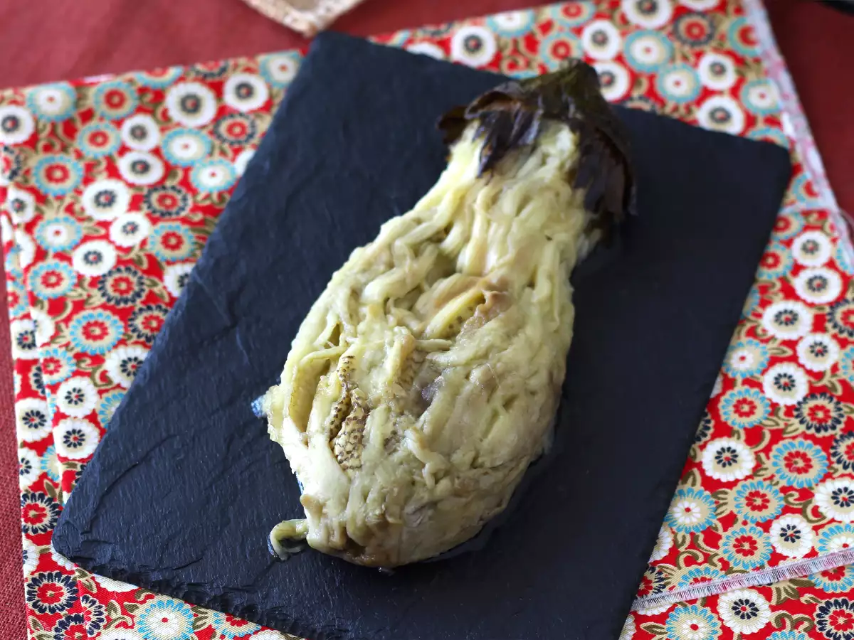 Bagaimana cara memanggang dan mengupas terong dengan mudah di dalam Air Fryer? Cara yang mudah! - foto 2