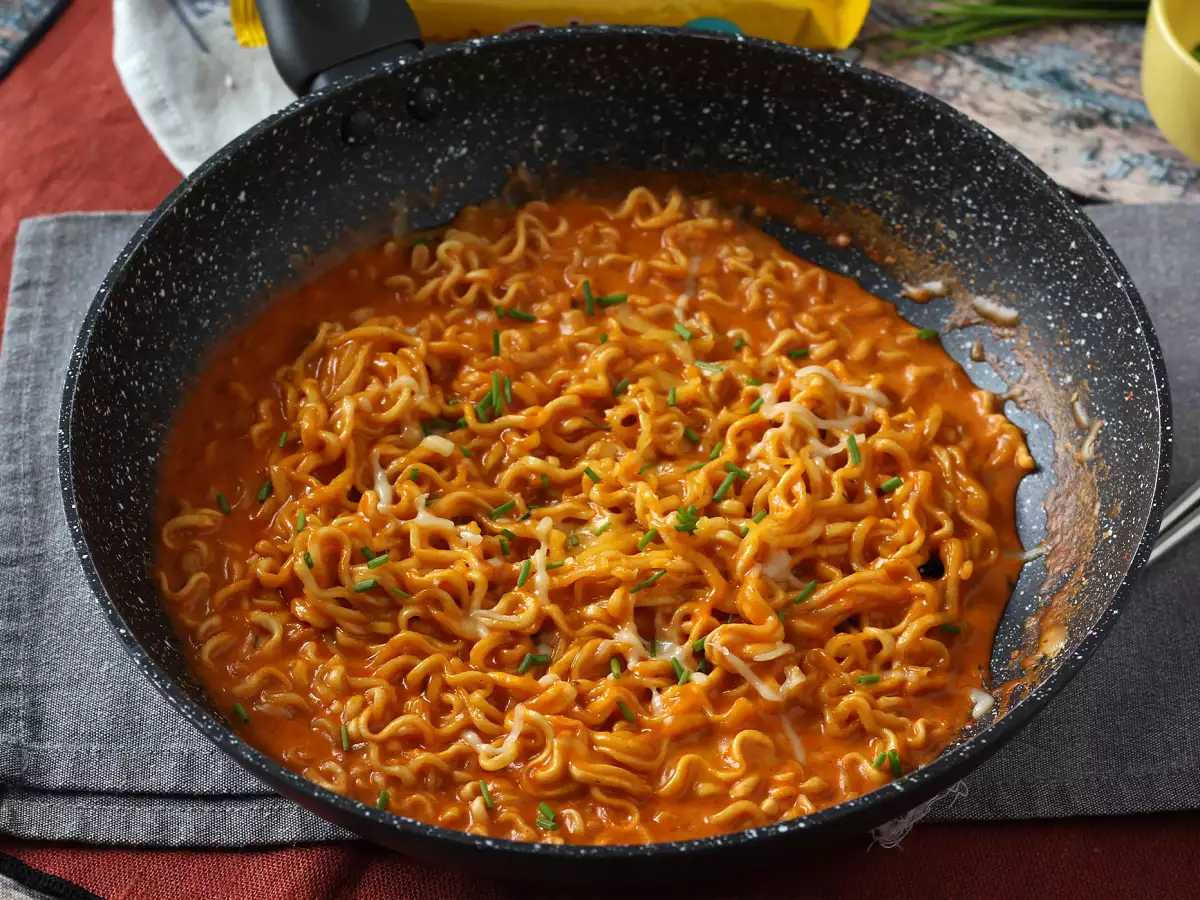 Bagaimana cara memasak Buldak Keju? Resep yang cepat dan mudah! - foto 4