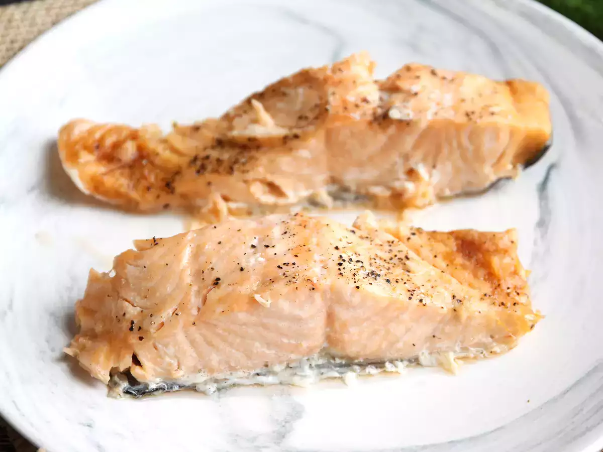 Bagaimana cara memasak salmon di dalam microwave? - foto 2